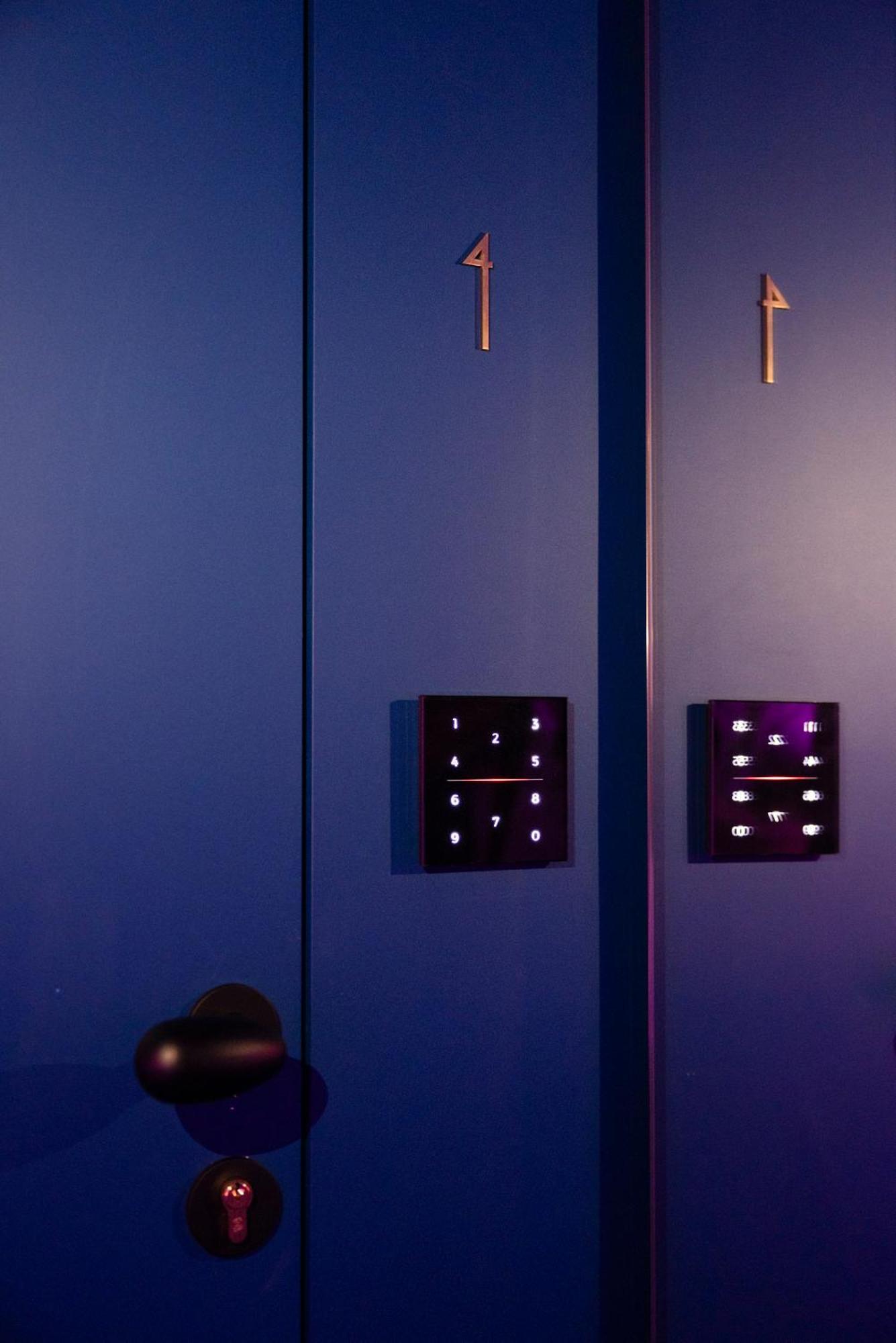Fontana 16 Rooms Милано Екстериор снимка