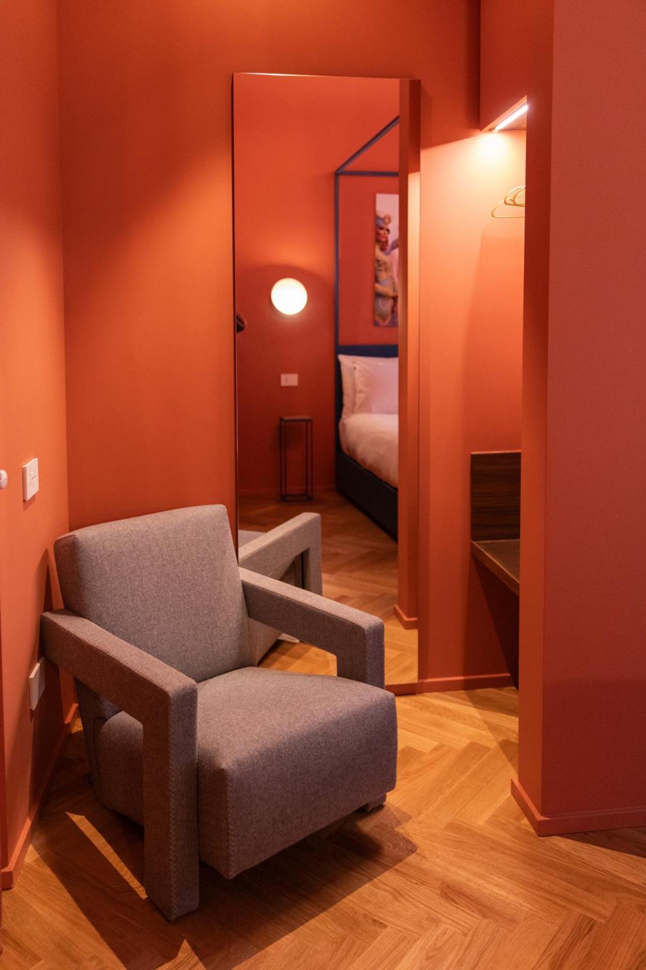 Fontana 16 Rooms Милано Екстериор снимка